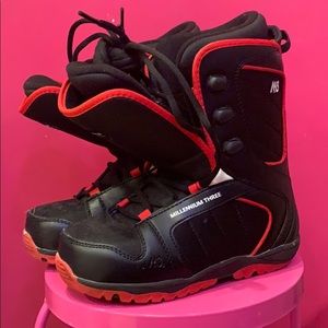 Millennium three boys snowboarding boots